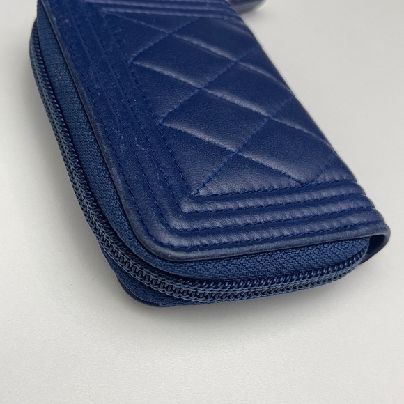 Chanel Lambskin leather Quilted Boy Zip Around Coin Purse Wallet Blue w/dust bag - Picture 6 of 16